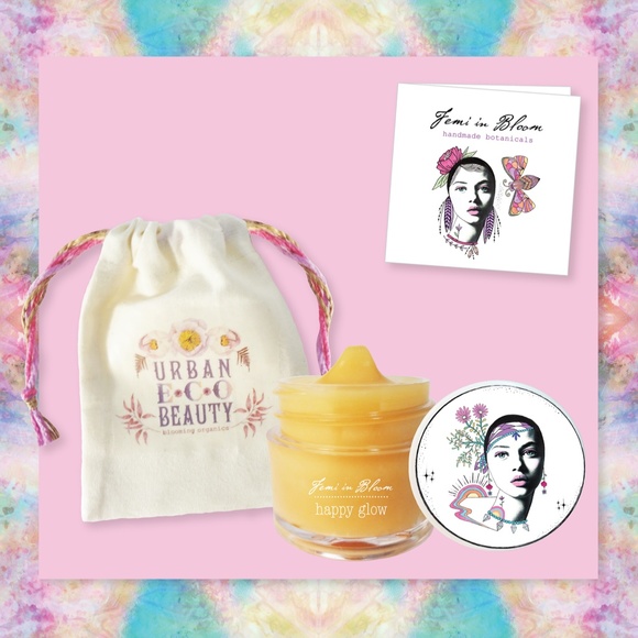 Clear Glow Shine Organic Lip Gloss Plumper Treatment - Picture 3 of 15